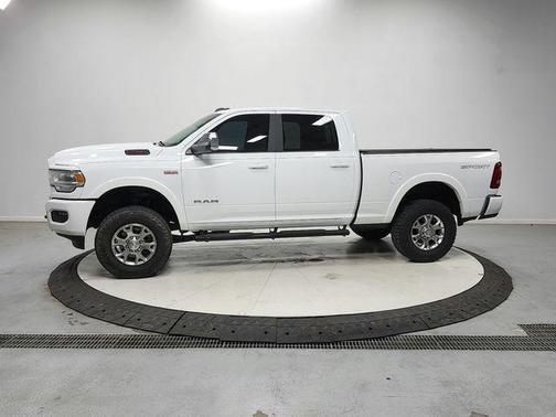 Bright White Clearcoat 2022 RAM 2500 Laramie