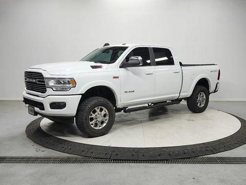 Bright White Clearcoat 2022 RAM 2500 Laramie