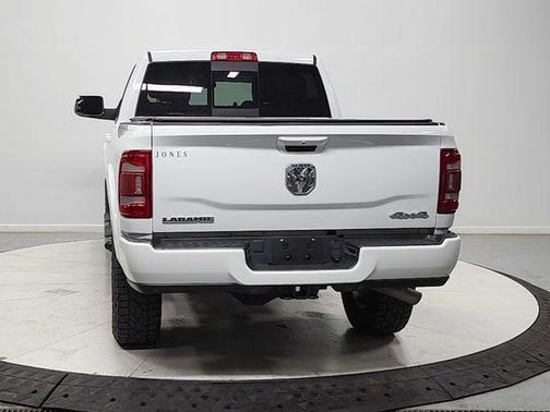Bright White Clearcoat 2022 RAM 2500 Laramie