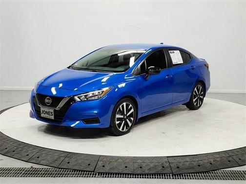 2022 Nissan Versa 1.6 SR