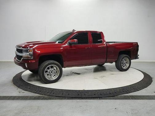 Red Tinted Clearcoat 2017 Chevrolet Silverado 1500 LT