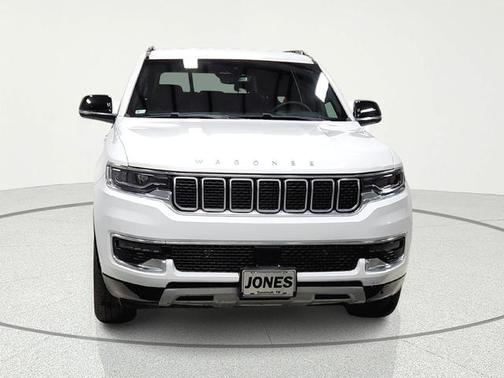 Bright White Clearcoat 2024 Jeep Wagoneer Series II