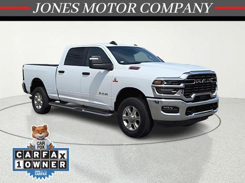 Bright White Clearcoat 2025 RAM 2500 Big Horn