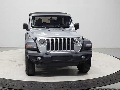 Silver Zynith Clearcoat 2024 Jeep Wrangler Sport