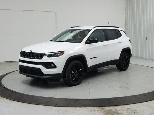 Bright White Clearcoat 2026 Jeep Compass Latitude
