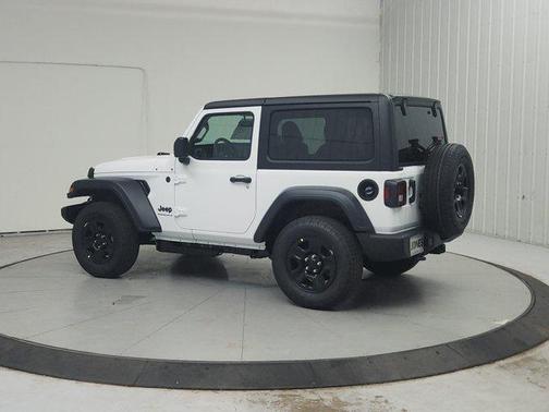 Bright White Clearcoat 2027 Jeep Wrangler Sport