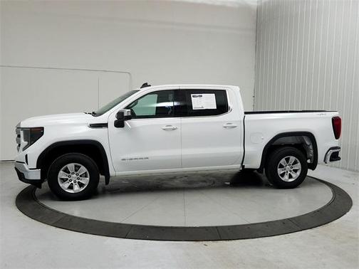 2022 GMC Sierra 1500 SLE