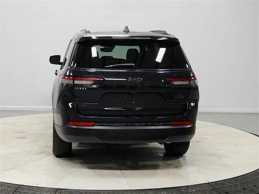 2024 Jeep Grand Cherokee L Laredo