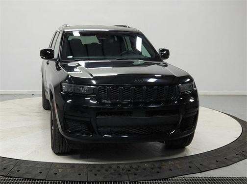 2024 Jeep Grand Cherokee L Laredo