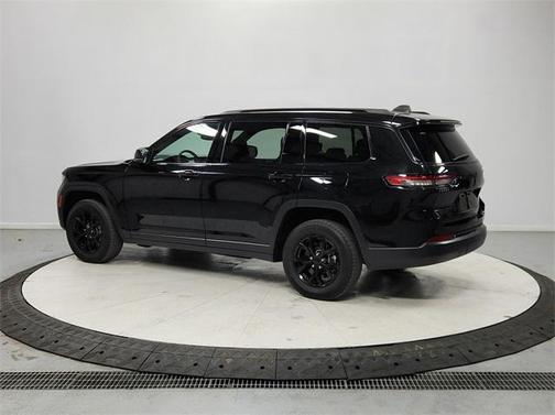 2024 Jeep Grand Cherokee L Laredo