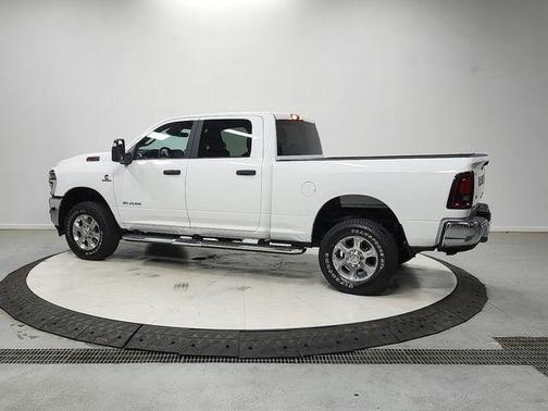 Bright White Clearcoat 2025 RAM 2500 Big Horn