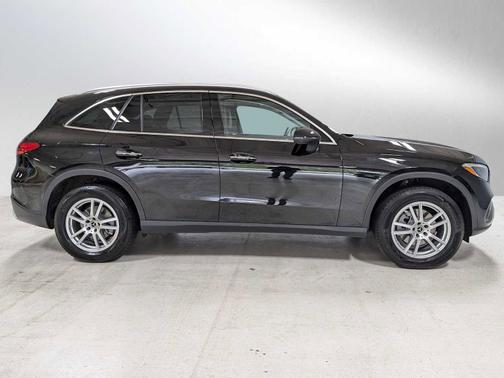 2023 Mercedes-Benz GLC 300 4MATIC