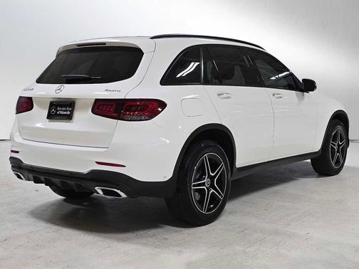 2022 Mercedes-Benz GLC 300 
