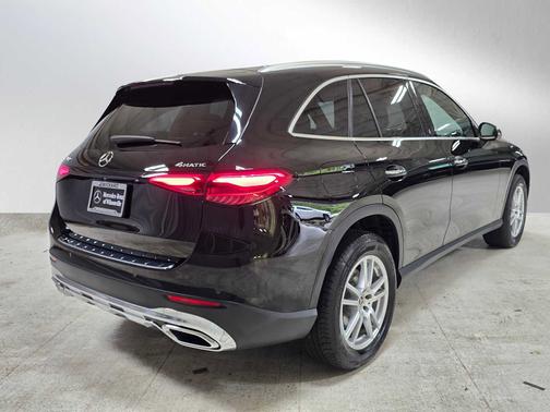 Black 2023 Mercedes-Benz GLC 300 4MATIC