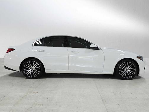 2025 Mercedes-Benz C-Class 