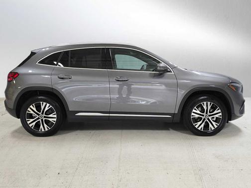 Mountain Grey Metallic 2026 Mercedes-Benz GLA 250 4MATIC