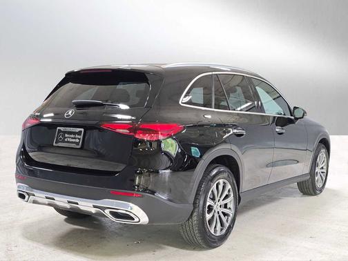 Black 2026 Mercedes-Benz GLC 300