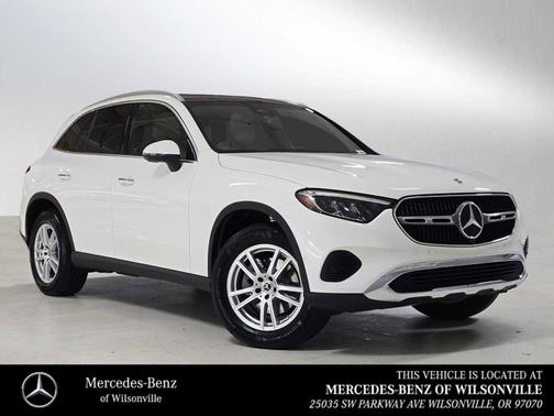 2025 Mercedes-Benz GLC 300 