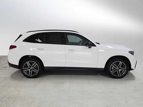 Polar White 2026 Mercedes-Benz GLC 350e 4MATIC