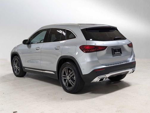 2025 Mercedes-Benz GLA 250