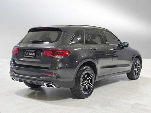 2022 Mercedes-Benz GLC 300 