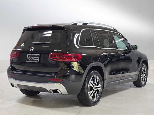 2025 Mercedes-Benz GLB 250 4MATIC