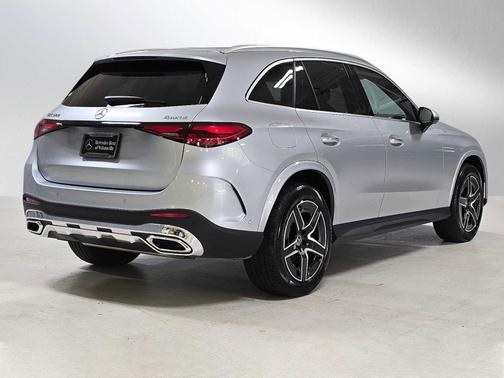 2025 Mercedes-Benz GLC 300 4MATIC