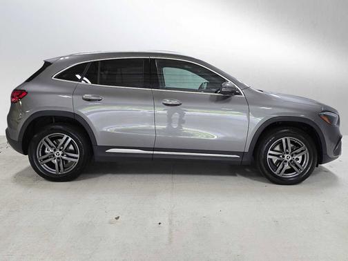 Mountain Grey Metallic 2026 Mercedes-Benz GLA 250 4MATIC