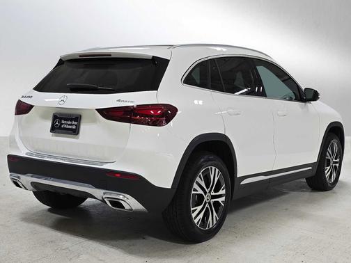2026 Mercedes-Benz GLA 250 