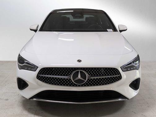 2025 Mercedes-Benz CLA 250