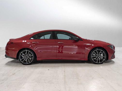2025 Mercedes-Benz AMG CLA 35 