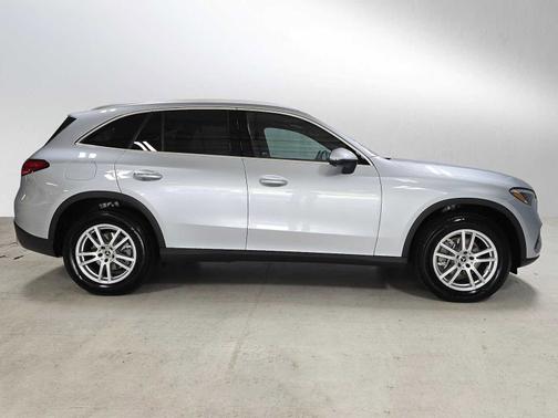 Cirrus Silver Metallic 2026 Mercedes-Benz GLC 300 4MATIC