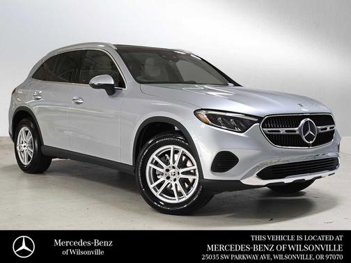 Cirrus Silver Metallic 2026 Mercedes-Benz GLC 300 4MATIC