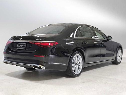 2025 Mercedes-Benz S-Class 