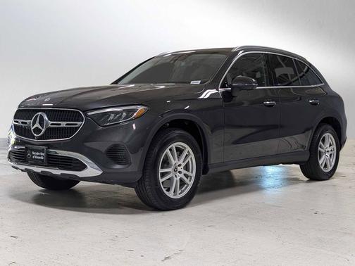 2023 Mercedes-Benz GLC 300 