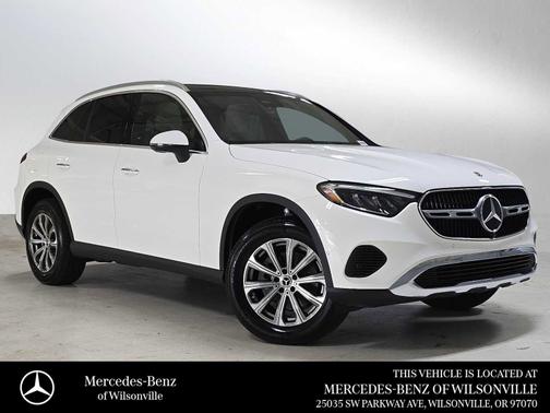 Polar White 2026 Mercedes-Benz GLC 300