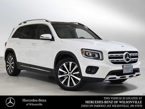 Polar White 2022 Mercedes-Benz GLB 250 4MATIC