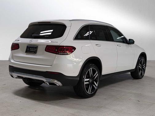 2021 Mercedes-Benz GLC 300 