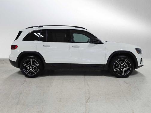 2025 Mercedes-Benz GLB 250 4MATIC