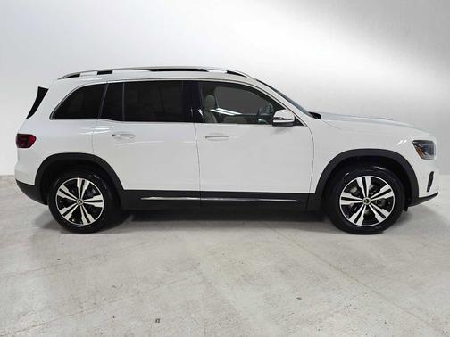 2024 Mercedes-Benz GLB 250 4MATIC