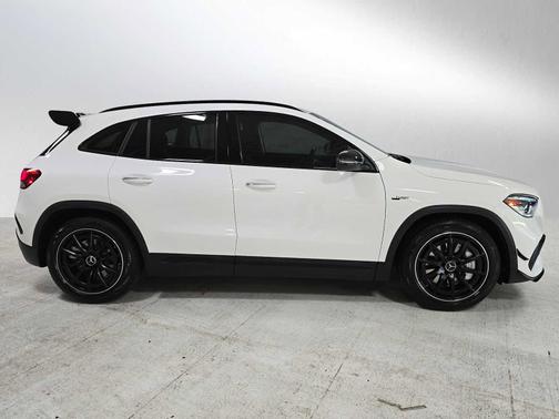 Polar White 2023 Mercedes-Benz AMG GLA 35 4MATIC
