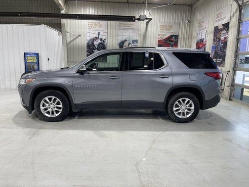 2018 Chevrolet Traverse LT Cloth
