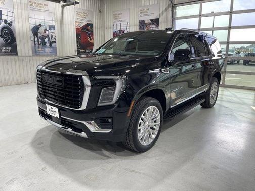2025 GMC Yukon Elevation