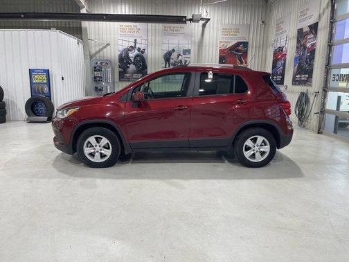 Crimson Metallic 2021 Chevrolet Trax LT