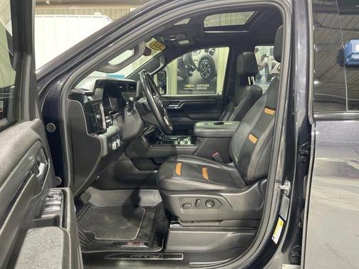 2024 GMC Sierra 3500 AT4