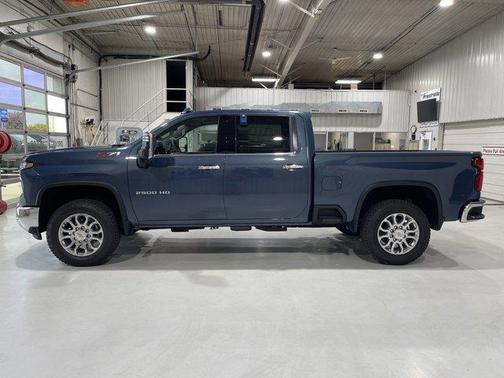 2025 Chevrolet Silverado 2500 LTZ