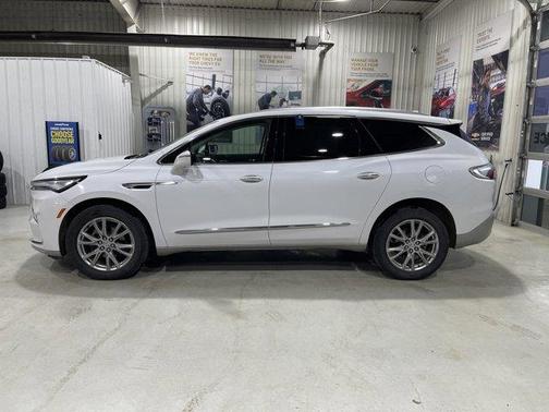 2023 Buick Enclave Premium
