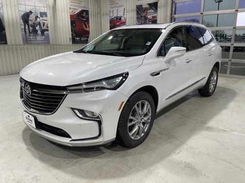 2023 Buick Enclave Premium