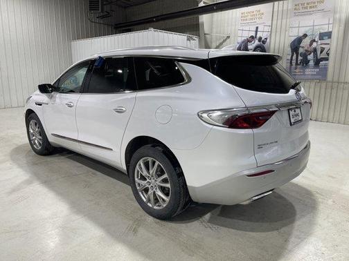 2023 Buick Enclave Premium