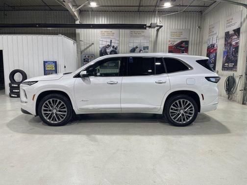 2025 Buick Enclave Avenir